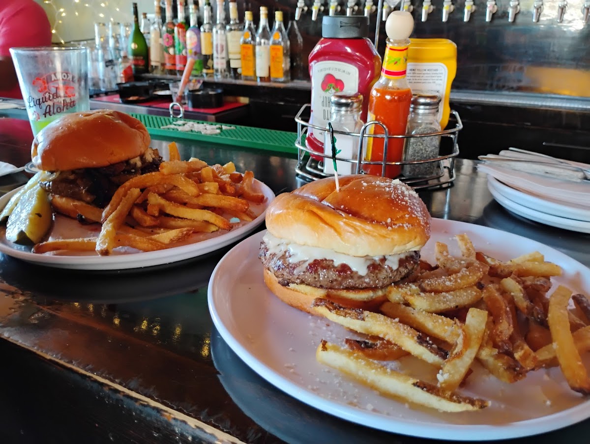 Oscar's Winner's Circle